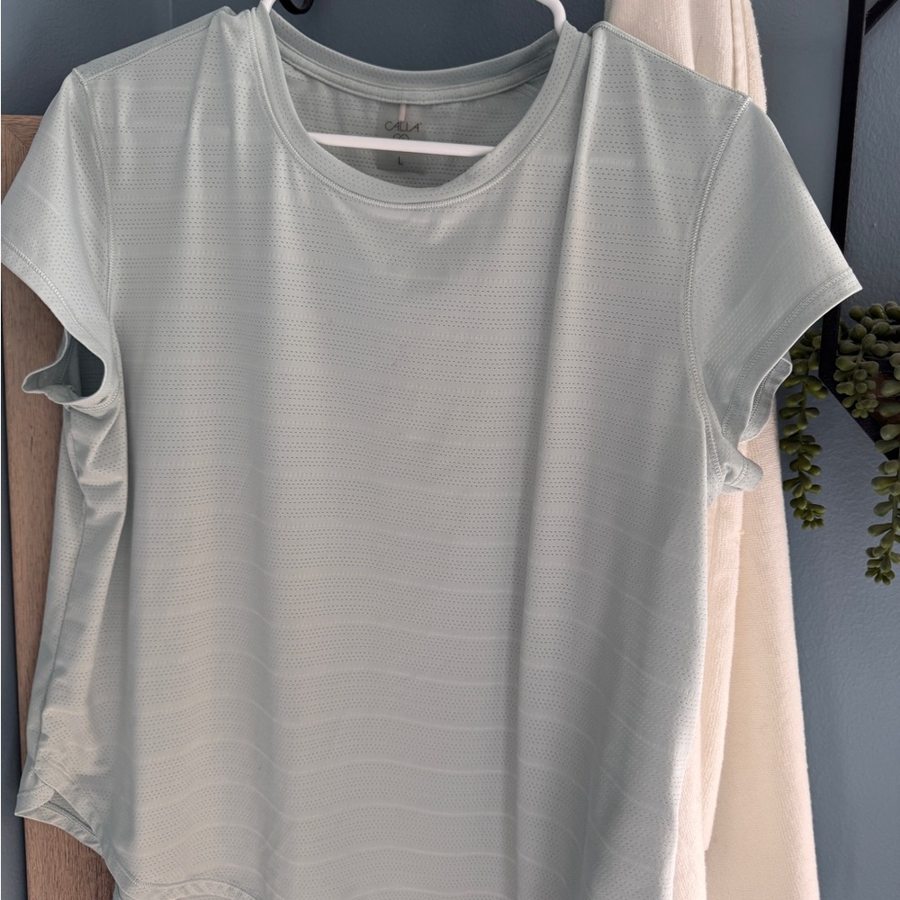 CALIA by Carrie Underwood Soft Blue Short Sleeve Tee